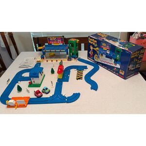 Vintage Tomy Fun Run World Set